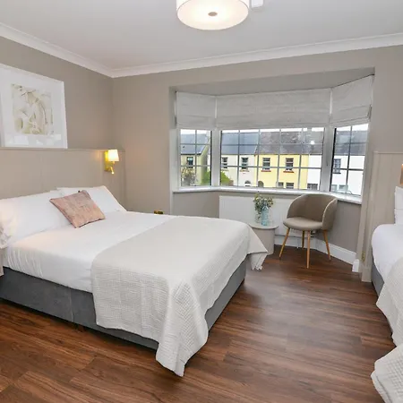 Urban Nest Townhouse Bed & Breakfast 3*