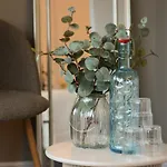 Urban Nest Townhouse לינה וארוחת בוקר גלוואיי