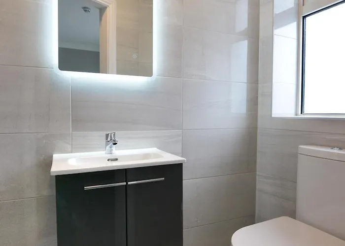 Urban Nest Townhouse Bed and Breakfast 3*