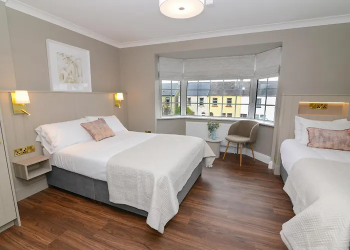 Urban Nest Townhouse Bed and Breakfast 3*