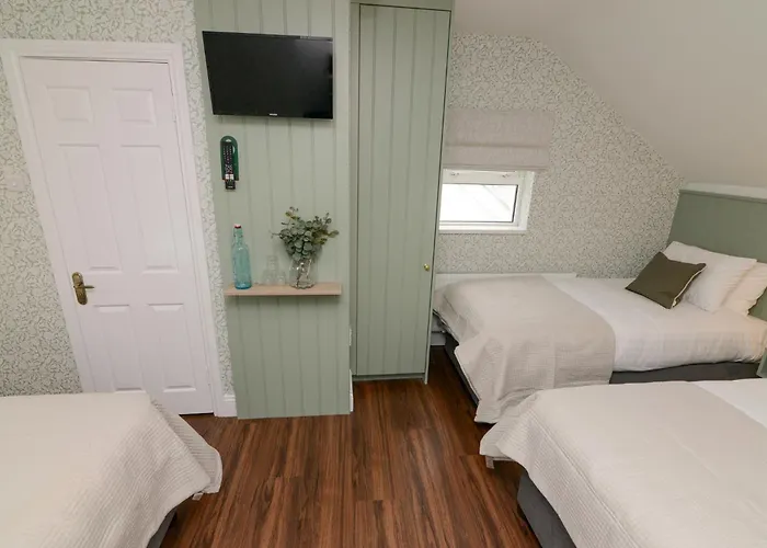 Alojamento de Acomodação e Pequeno-almoço Urban Nest Townhouse