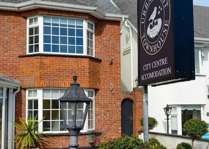 Urban Nest Townhouse 3*